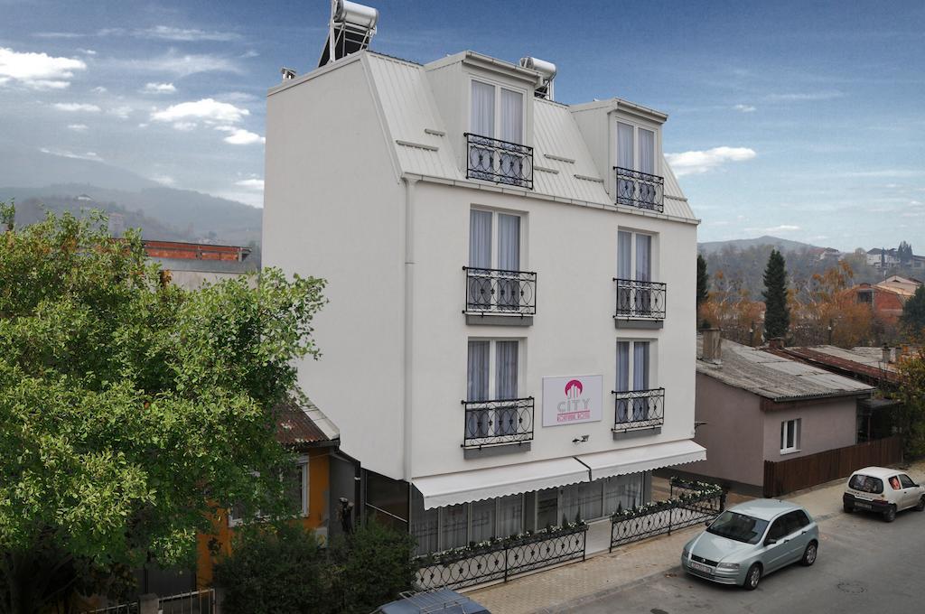 City Boutique Rooms 斯科普里 外观 照片