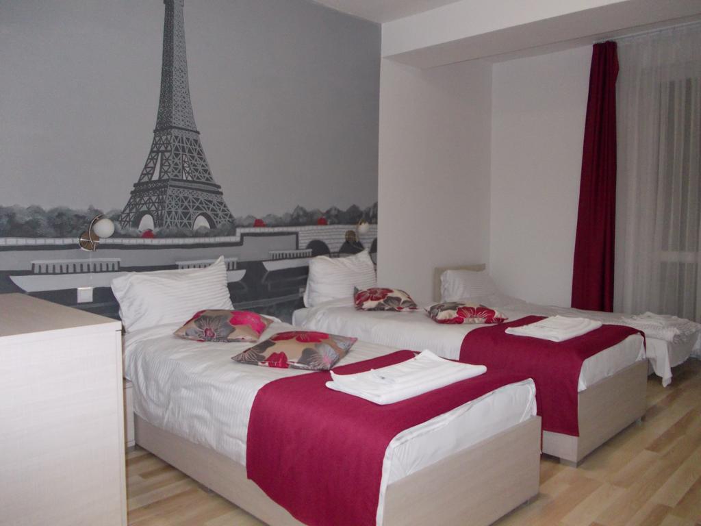 City Boutique Rooms 斯科普里 外观 照片