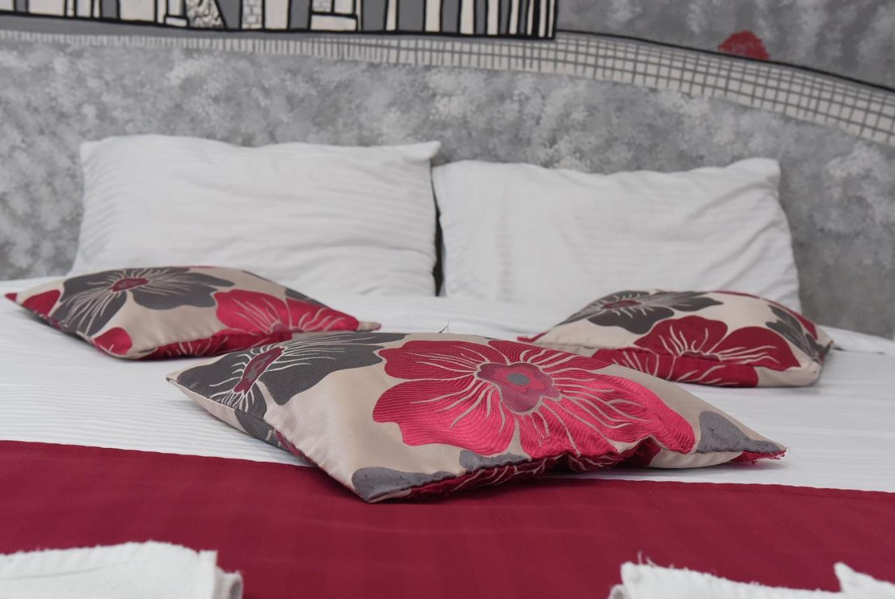 City Boutique Rooms 斯科普里 外观 照片
